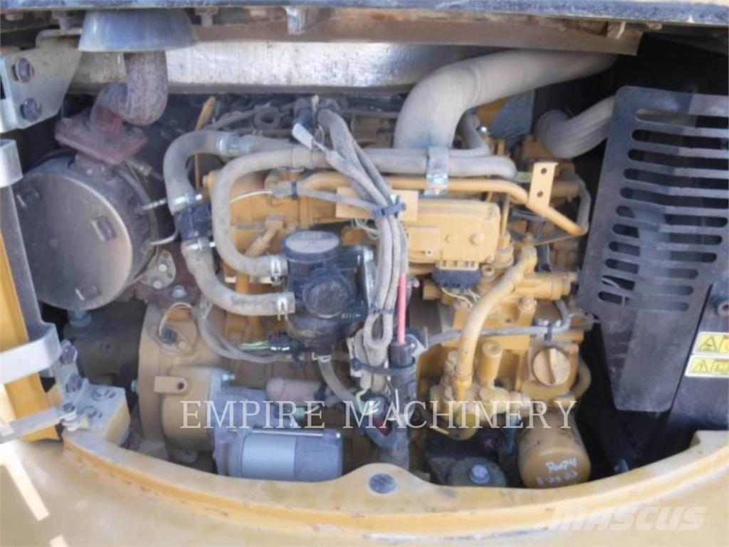 CAT 304E2 Гусеничные экскаваторы