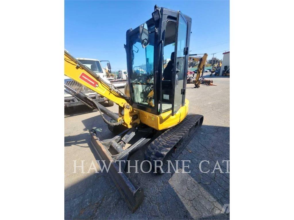 CAT 304E2 CAB Гусеничные экскаваторы