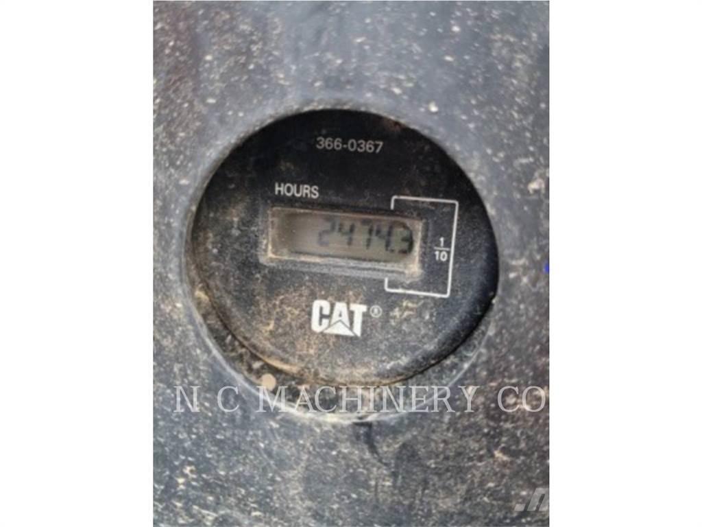 CAT 304E2 CRCB Гусеничные экскаваторы