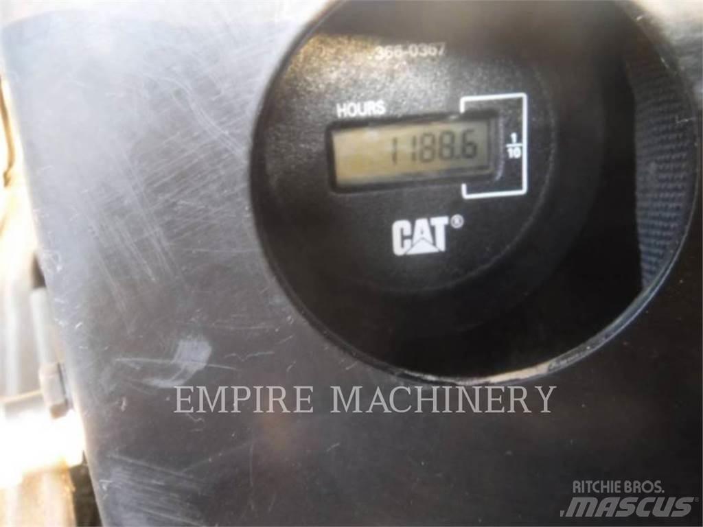 CAT 304E2CR Гусеничные экскаваторы