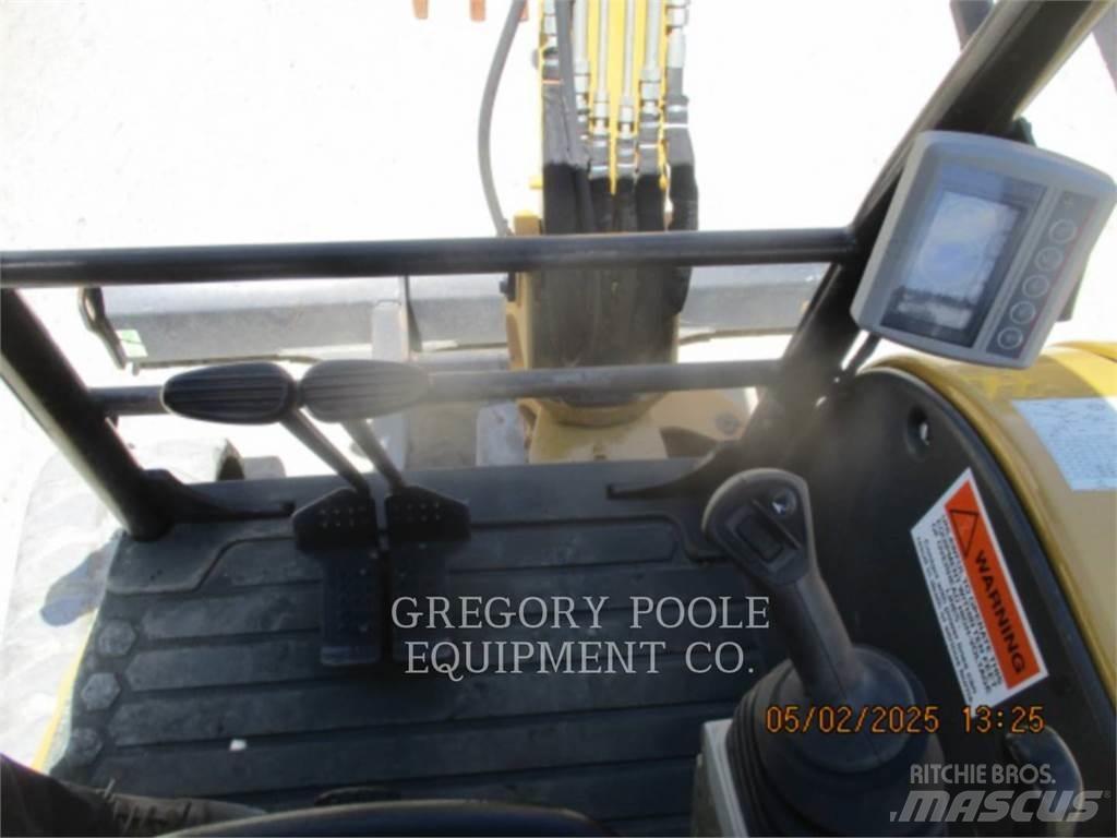 CAT 304E2CR Гусеничные экскаваторы
