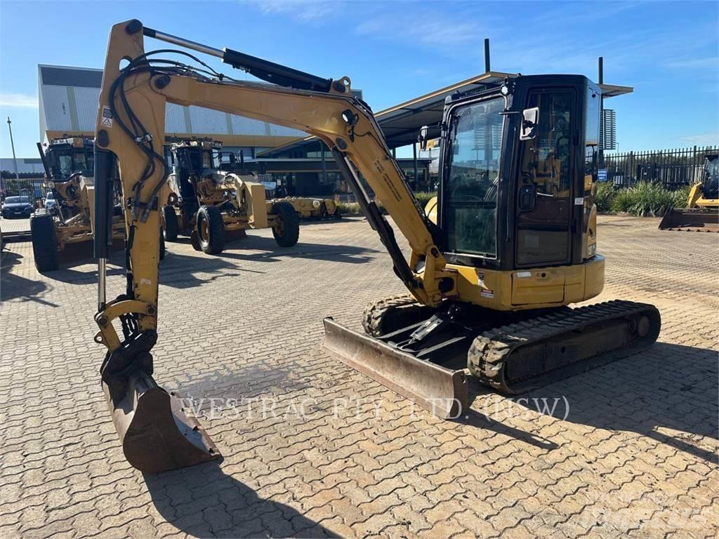 CAT 304E2CR Гусеничные экскаваторы