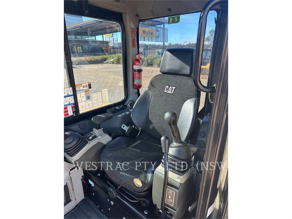 CAT 304E2CR Гусеничные экскаваторы