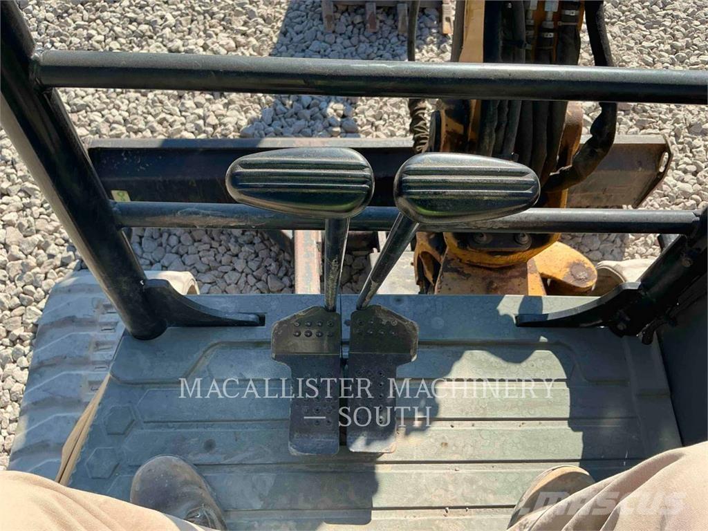 CAT 304E2CR Гусеничные экскаваторы