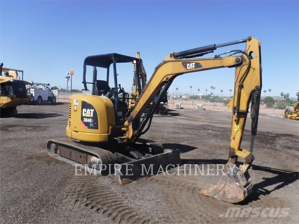 CAT 304E2CR Гусеничные экскаваторы
