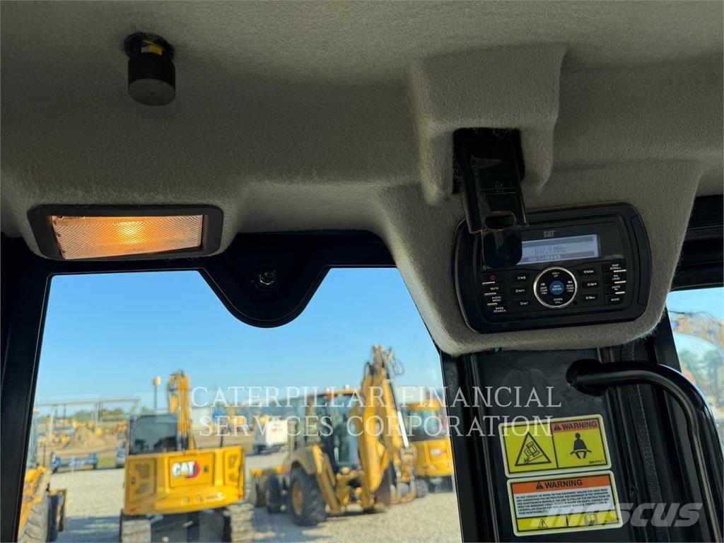 CAT 304E2CR Гусеничные экскаваторы