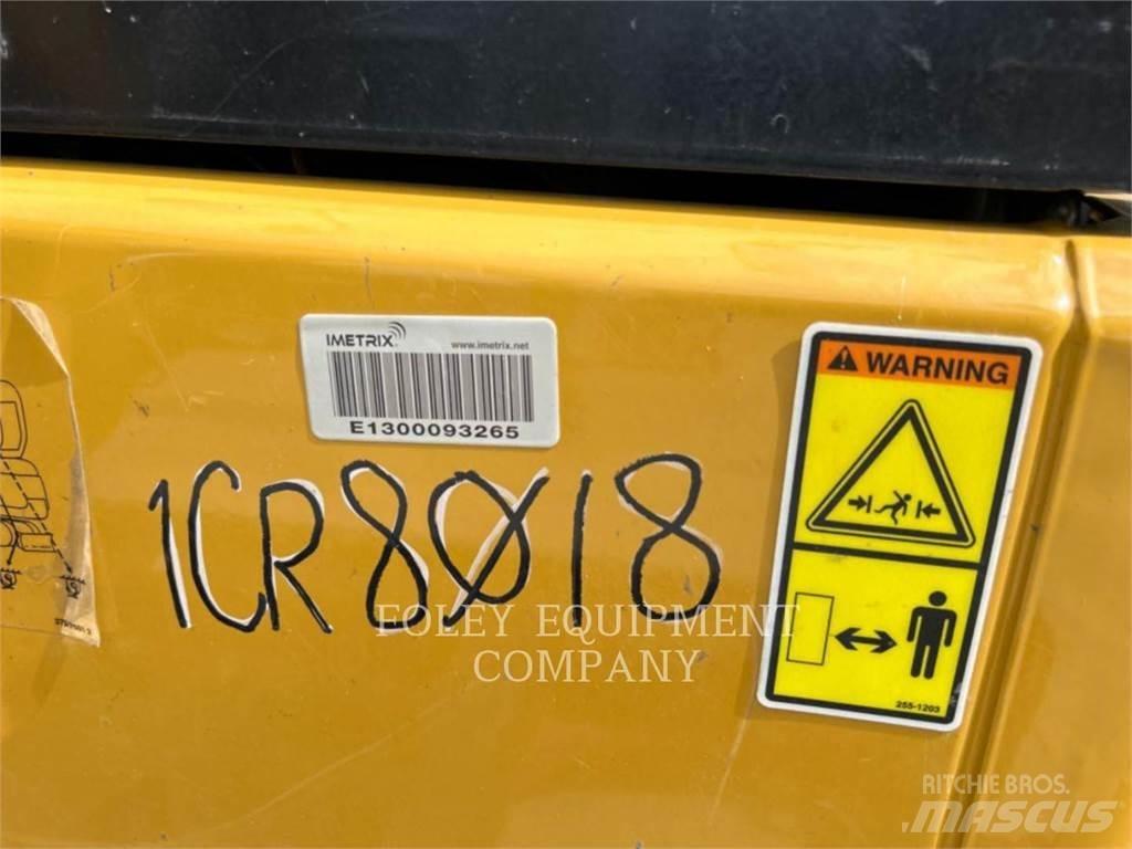 CAT 304E2LC Гусеничные экскаваторы