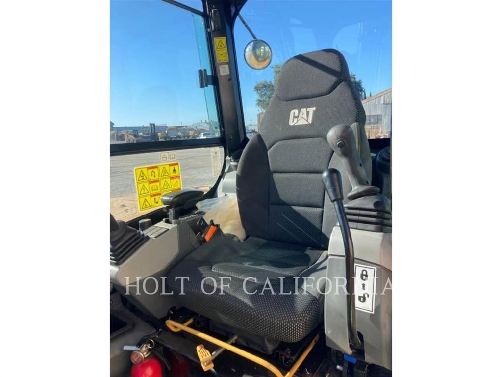CAT 305 Гусеничные экскаваторы