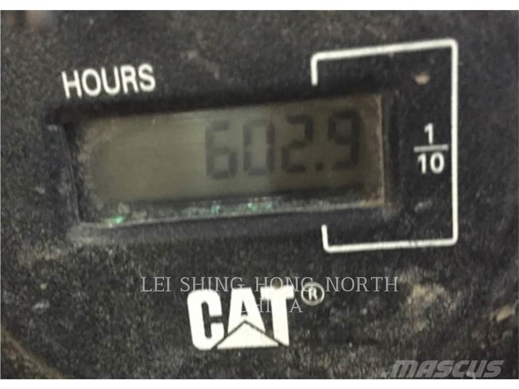 CAT 305.5E2 Гусеничные экскаваторы