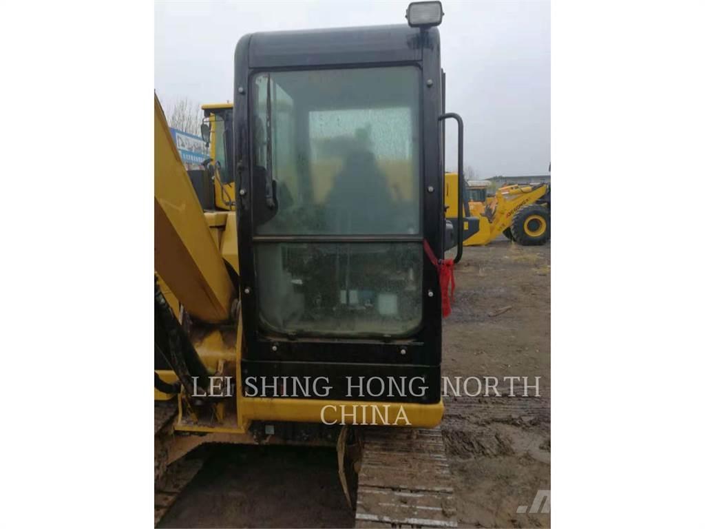 CAT 305.5E2 Гусеничные экскаваторы