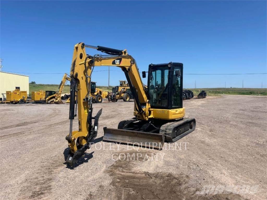 CAT 305.5E2LC Гусеничные экскаваторы
