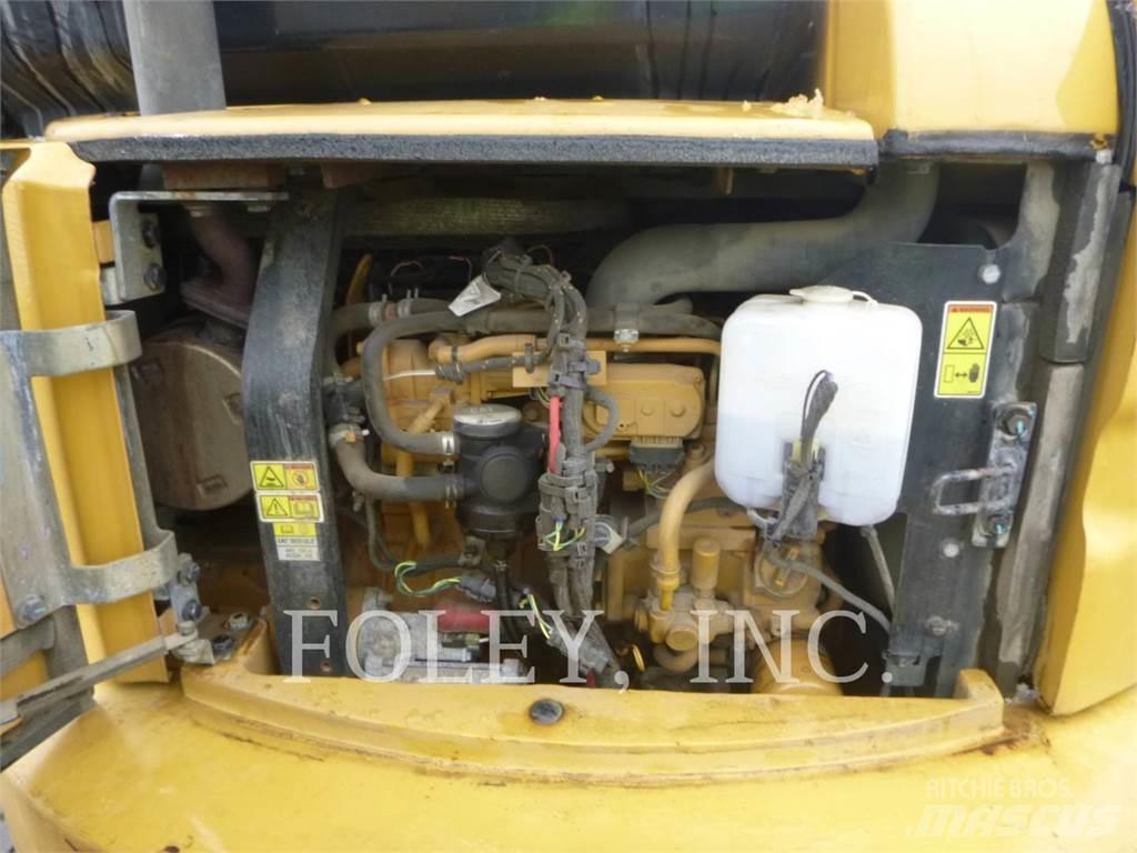 CAT 305E2CR Гусеничные экскаваторы