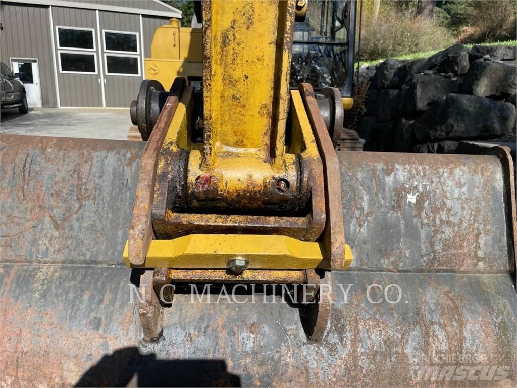 CAT 307 Гусеничные экскаваторы