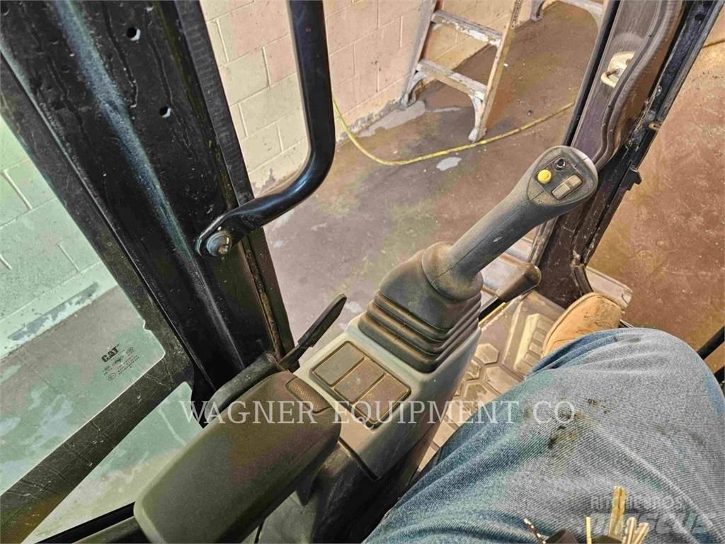 CAT 308 CR Гусеничные экскаваторы