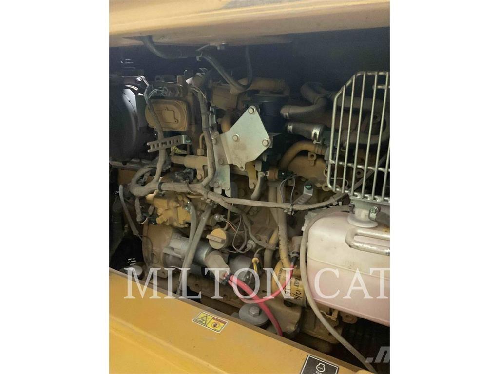 CAT 308CR Гусеничные экскаваторы