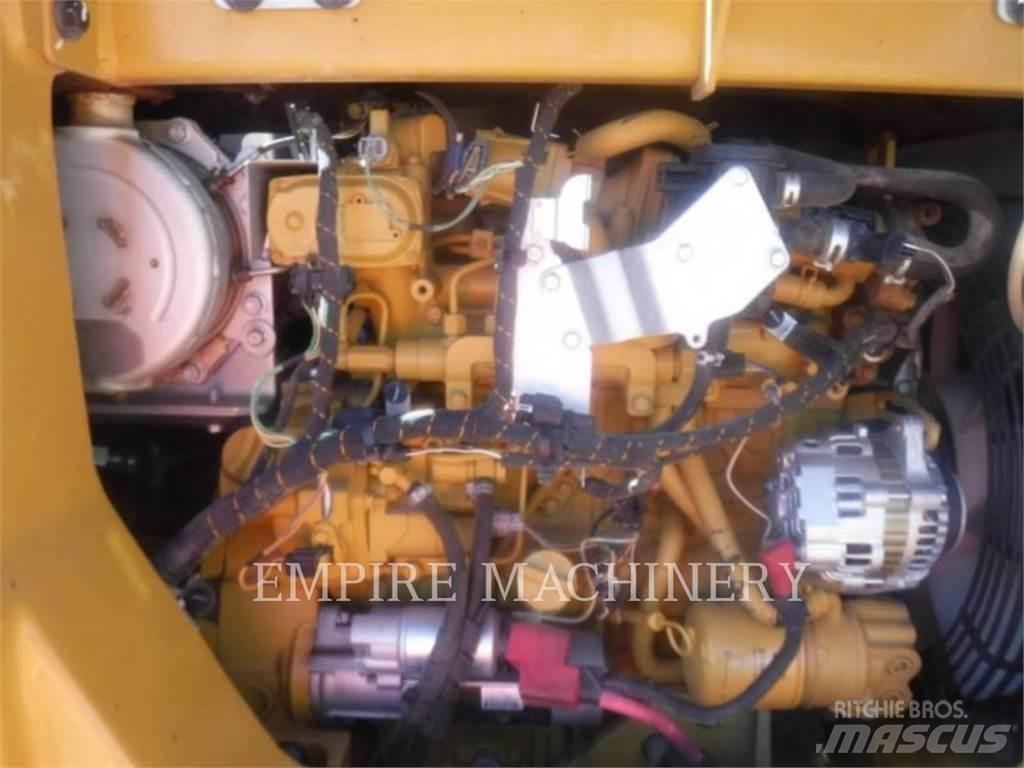 CAT 308E2 SB Гусеничные экскаваторы