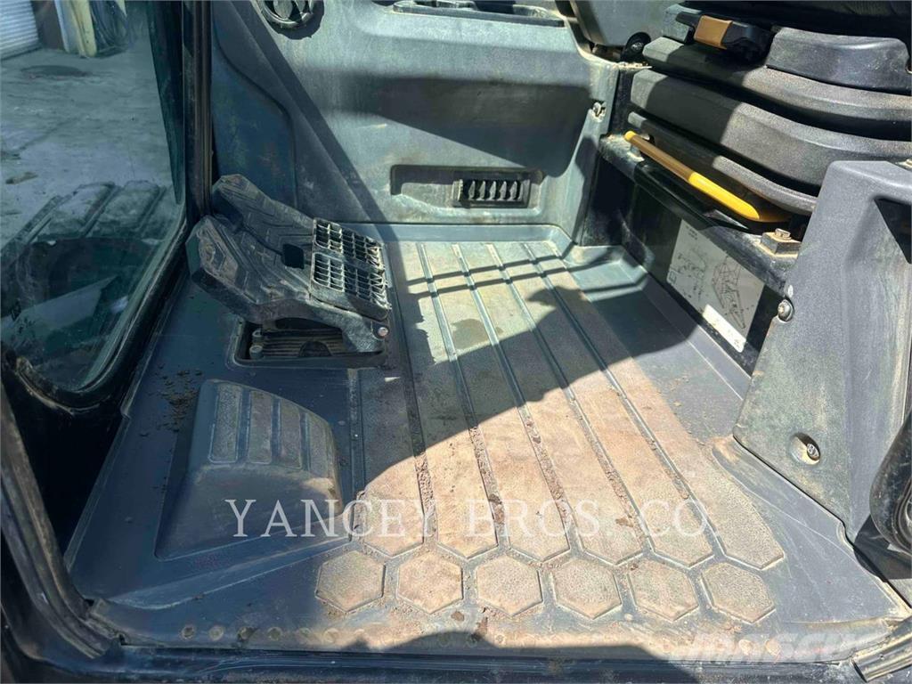 CAT 310 Гусеничные экскаваторы