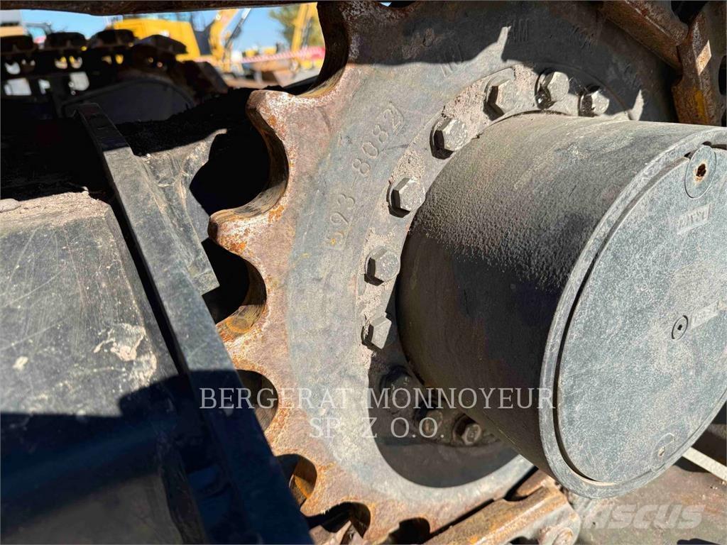 CAT 310 Гусеничные экскаваторы