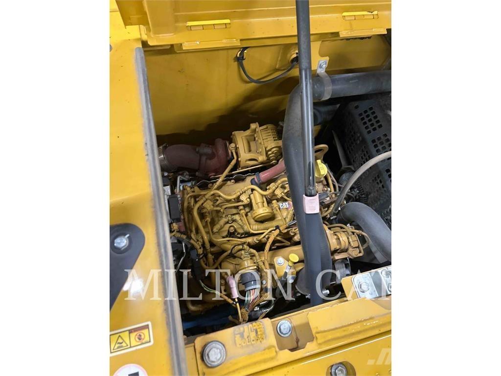 CAT 313 GC Гусеничные экскаваторы