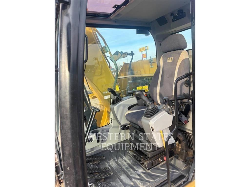 CAT 313F Гусеничные экскаваторы