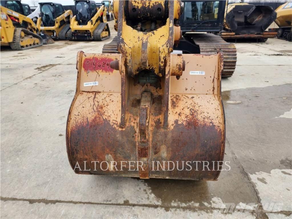 CAT 313FL Гусеничные экскаваторы