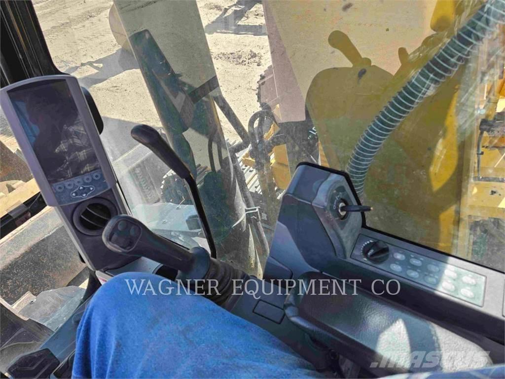 CAT 313FL Гусеничные экскаваторы