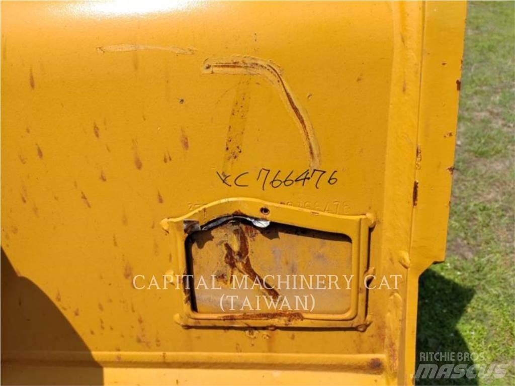 CAT 320 Ковши