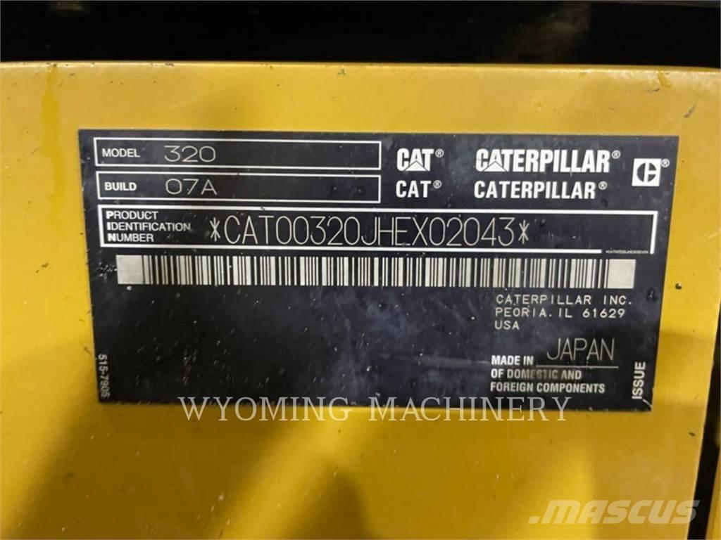 CAT 320 Гусеничные экскаваторы