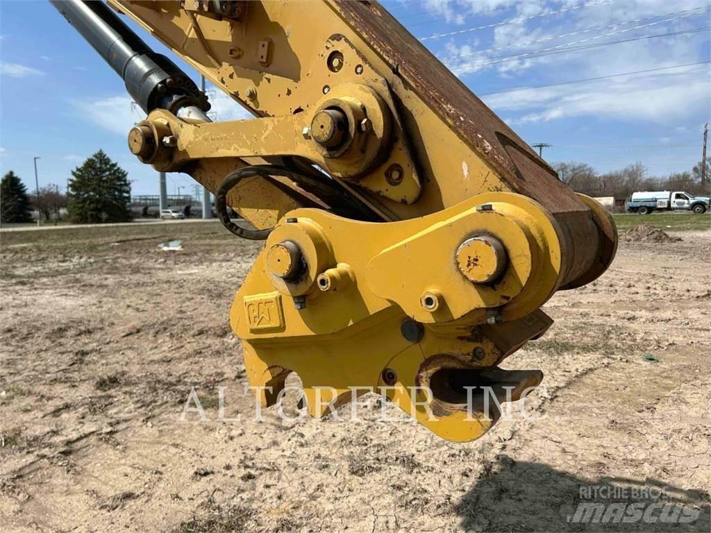 CAT 320-07 Гусеничные экскаваторы