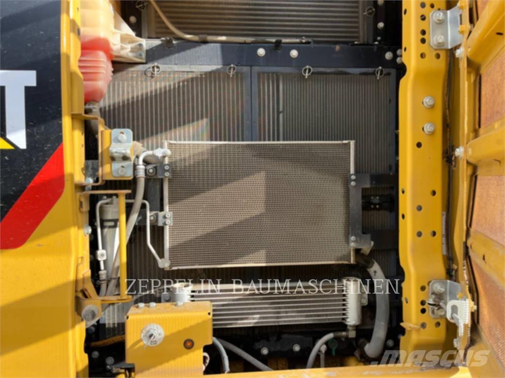 CAT 320-07A Гусеничные экскаваторы