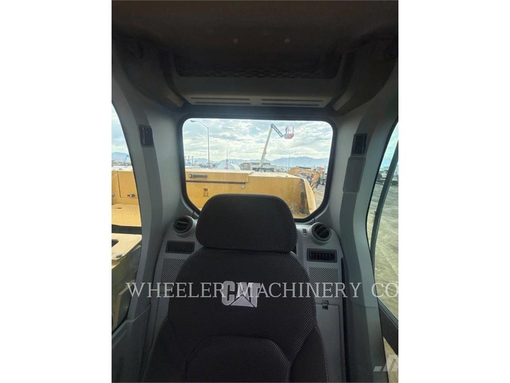 CAT 320 CF Гусеничные экскаваторы