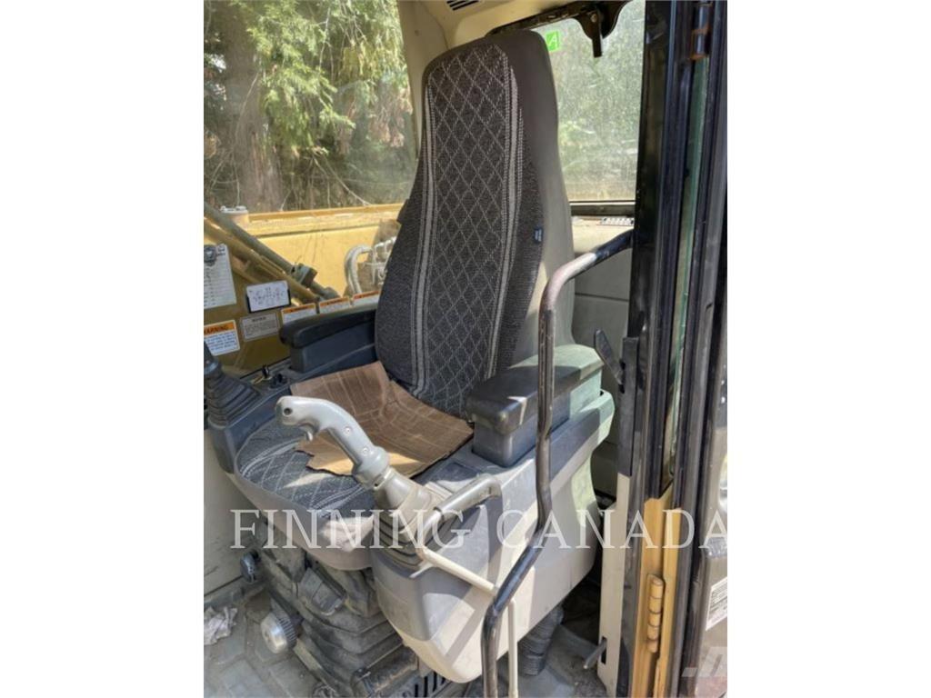 CAT 320C Гусеничные экскаваторы