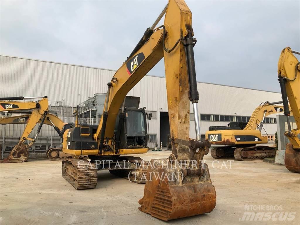 CAT 320D2 Гусеничные экскаваторы