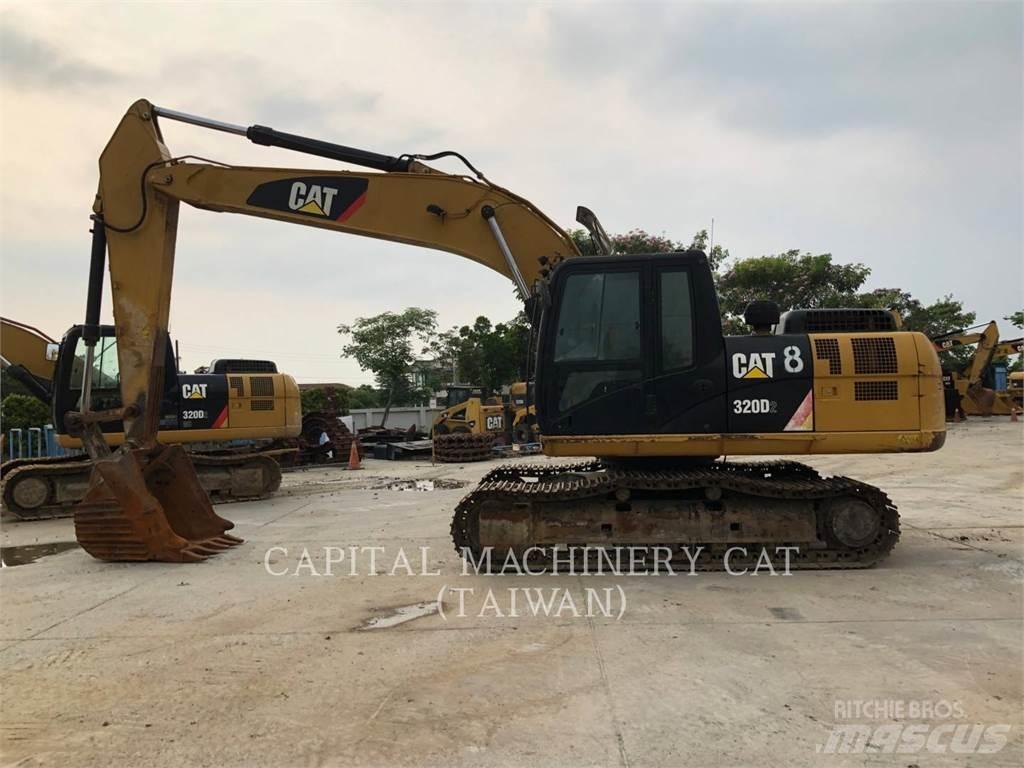 CAT 320D2 Гусеничные экскаваторы
