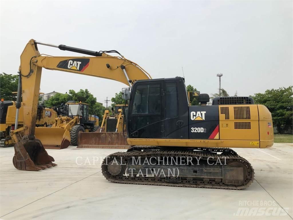 CAT 320D2 Гусеничные экскаваторы