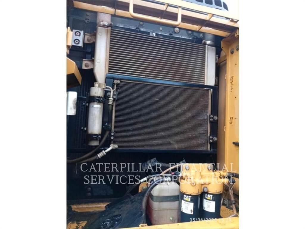 CAT 320D2GC Гусеничные экскаваторы