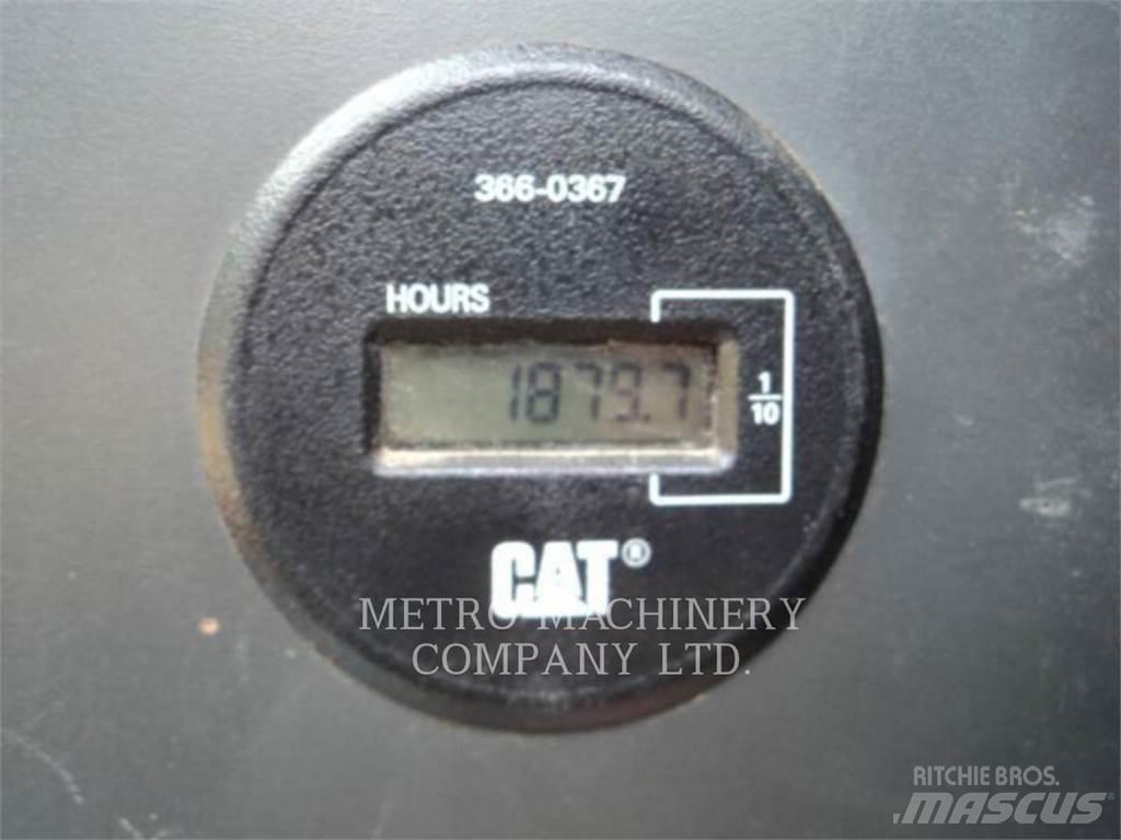 CAT 320DGC Гусеничные экскаваторы