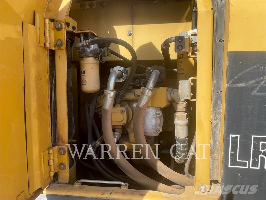 CAT 320DL Гусеничные экскаваторы