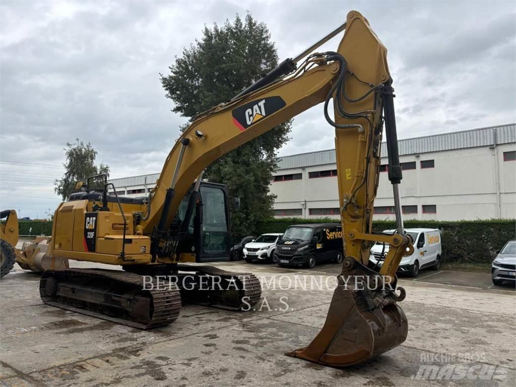 CAT 320F Гусеничные экскаваторы
