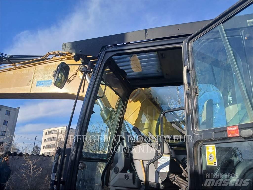 CAT 320FL Гусеничные экскаваторы