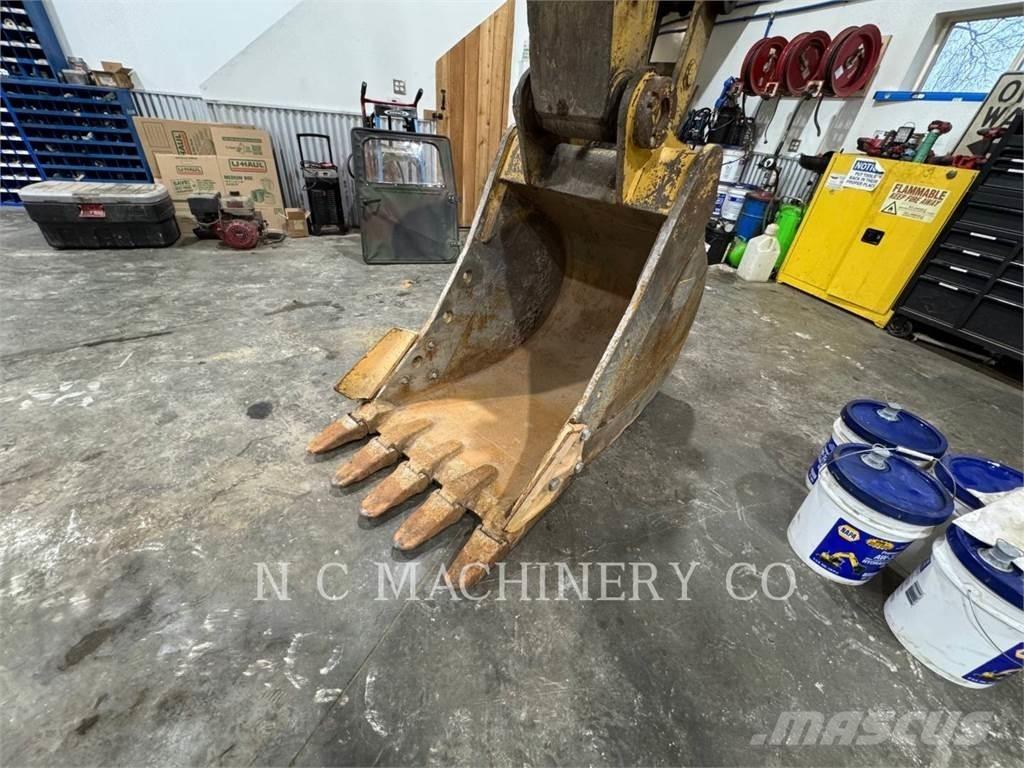 CAT 320L Гусеничные экскаваторы