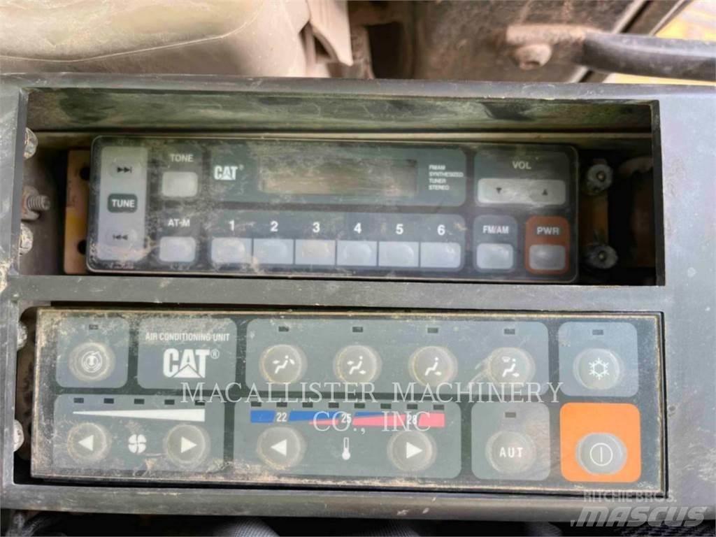 CAT 321CLCR Гусеничные экскаваторы