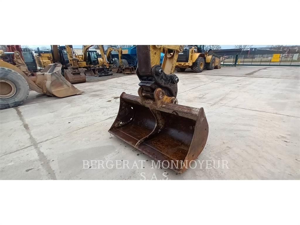 CAT 321D CR Гусеничные экскаваторы