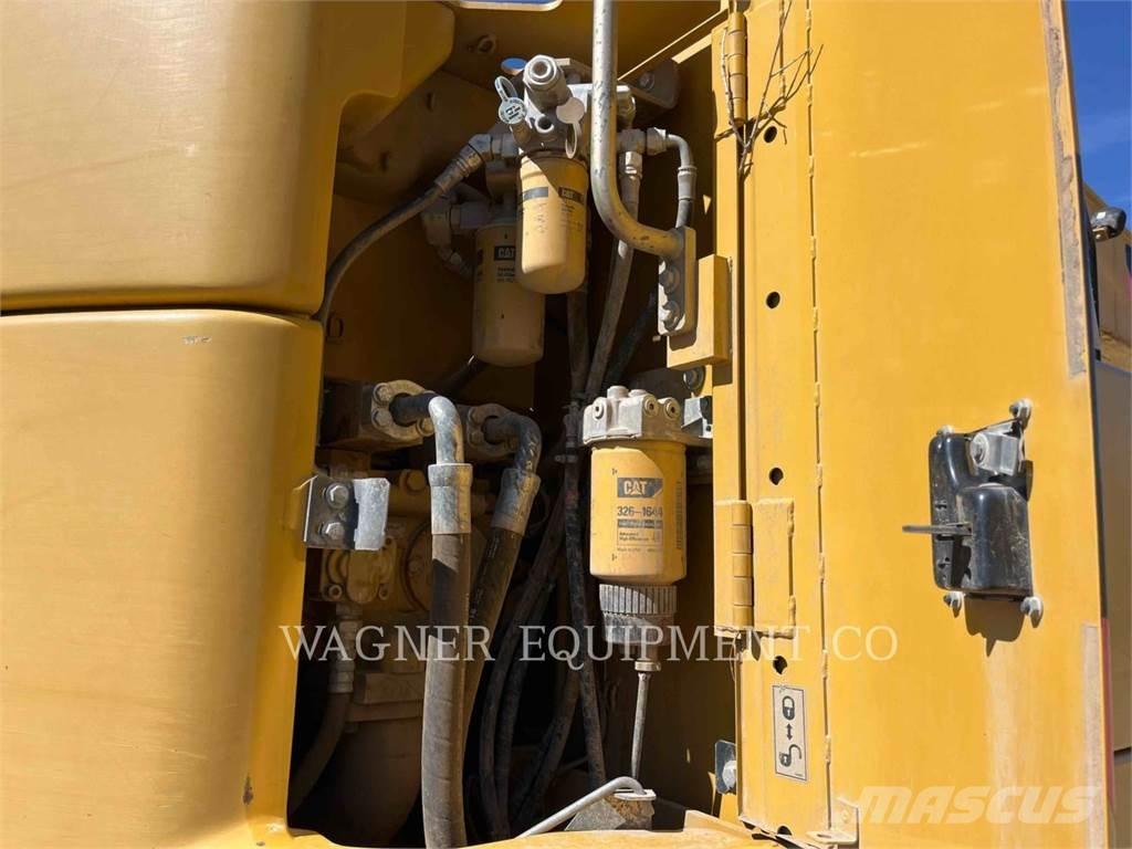 CAT 321DL TCIR Гусеничные экскаваторы
