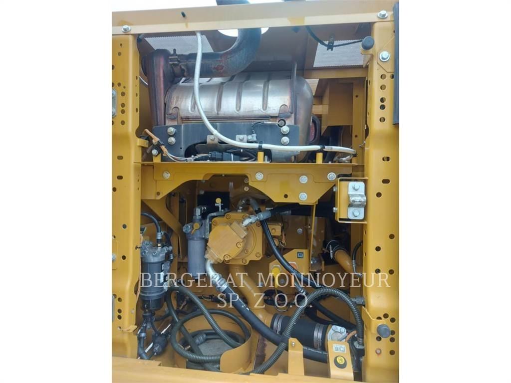 CAT 323 Гусеничные экскаваторы