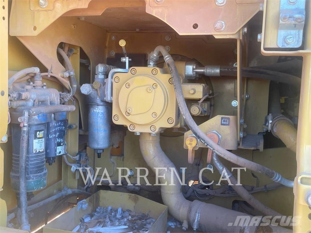 CAT 323 Гусеничные экскаваторы