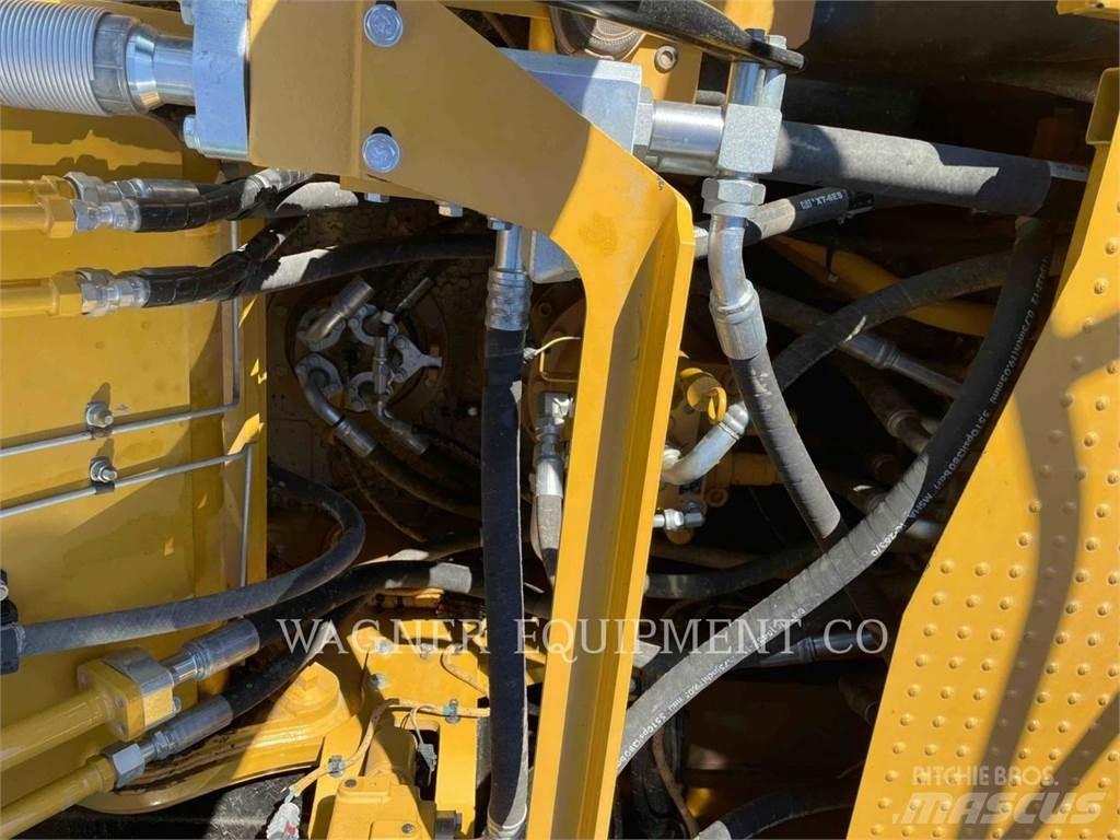 CAT 323 Гусеничные экскаваторы