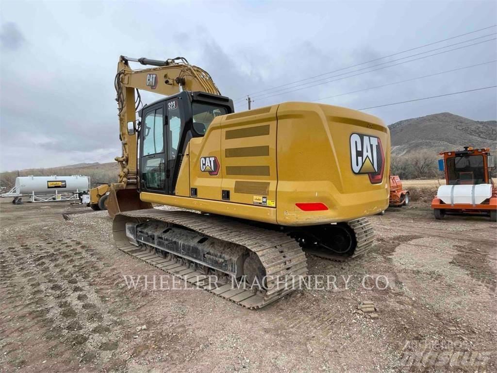 CAT 323 CF Гусеничные экскаваторы