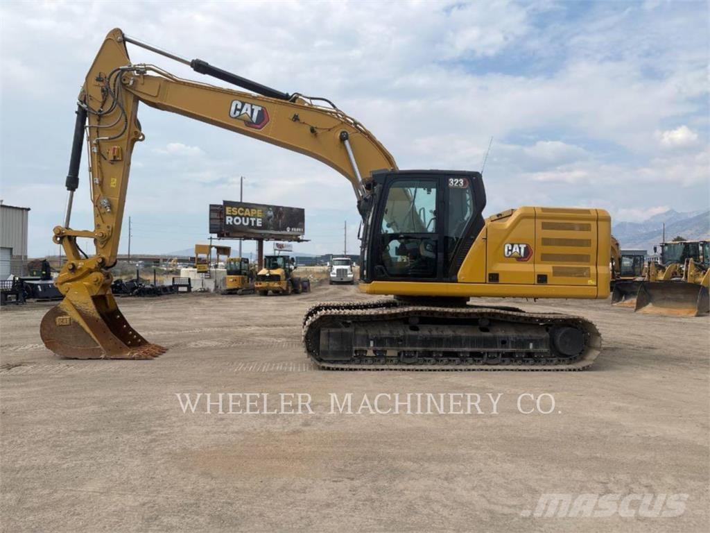 CAT 323 CF Гусеничные экскаваторы