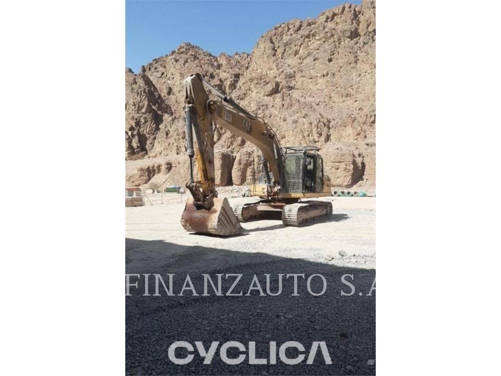 CAT 323DLN Гусеничные экскаваторы